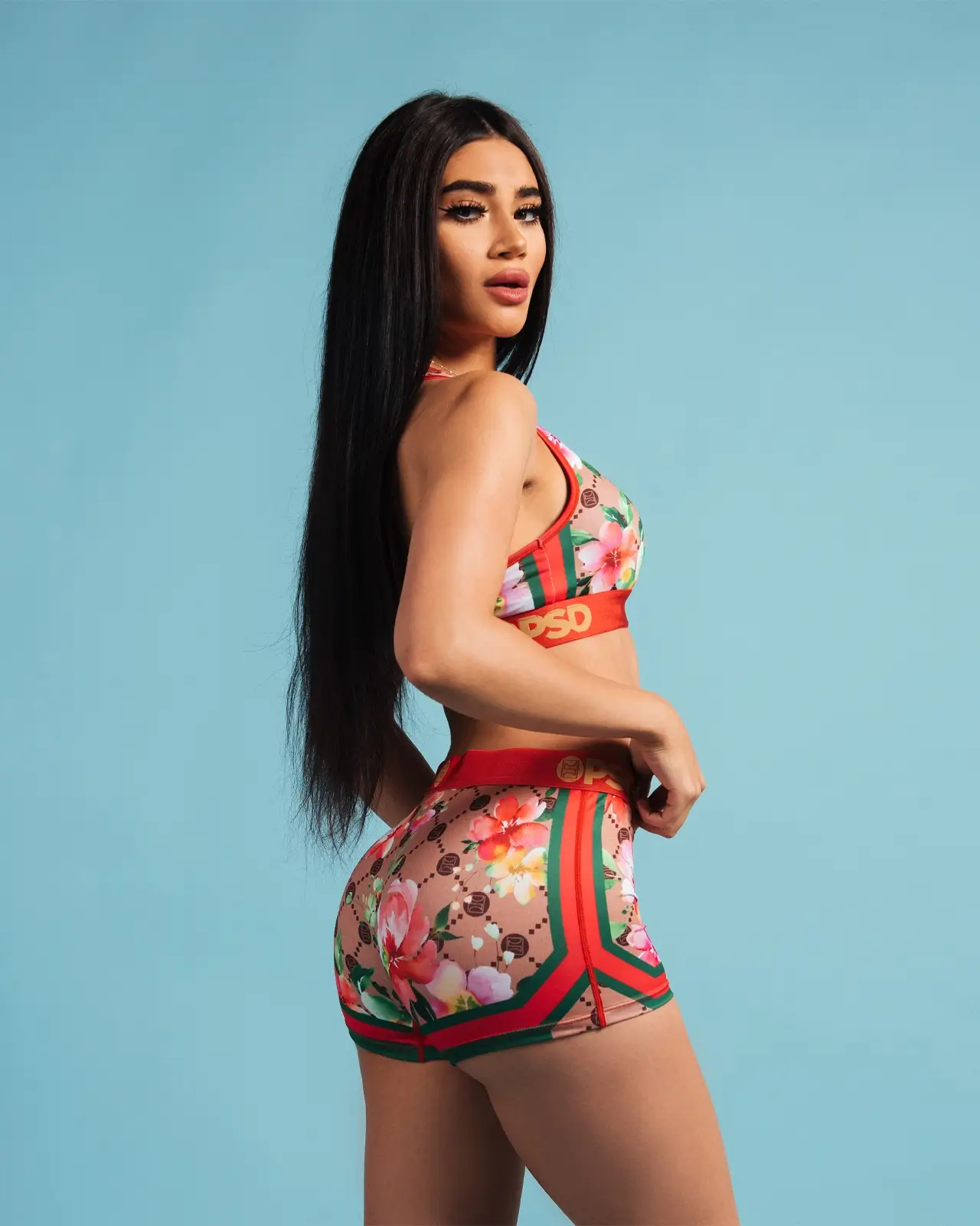 Lavish Floral - Image 6
