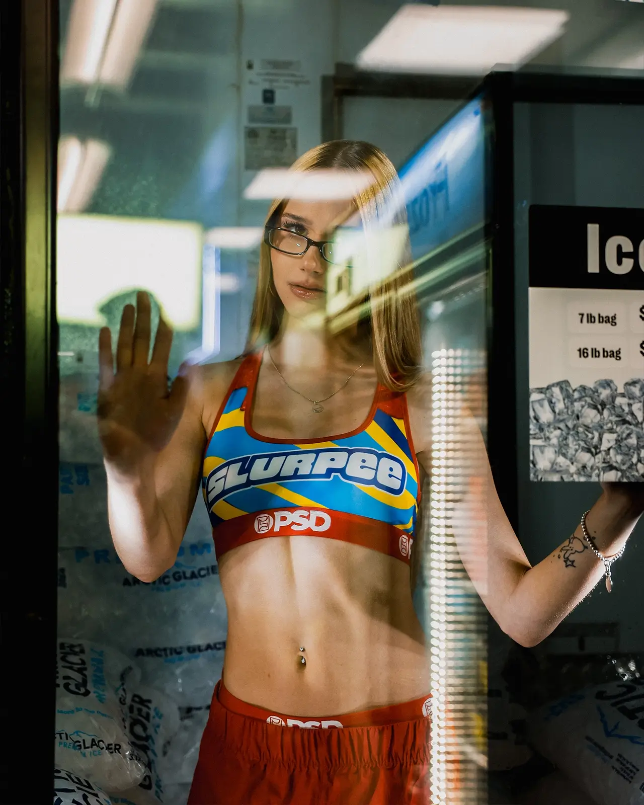 7-Eleven - Cherry Slurpee - Image 4