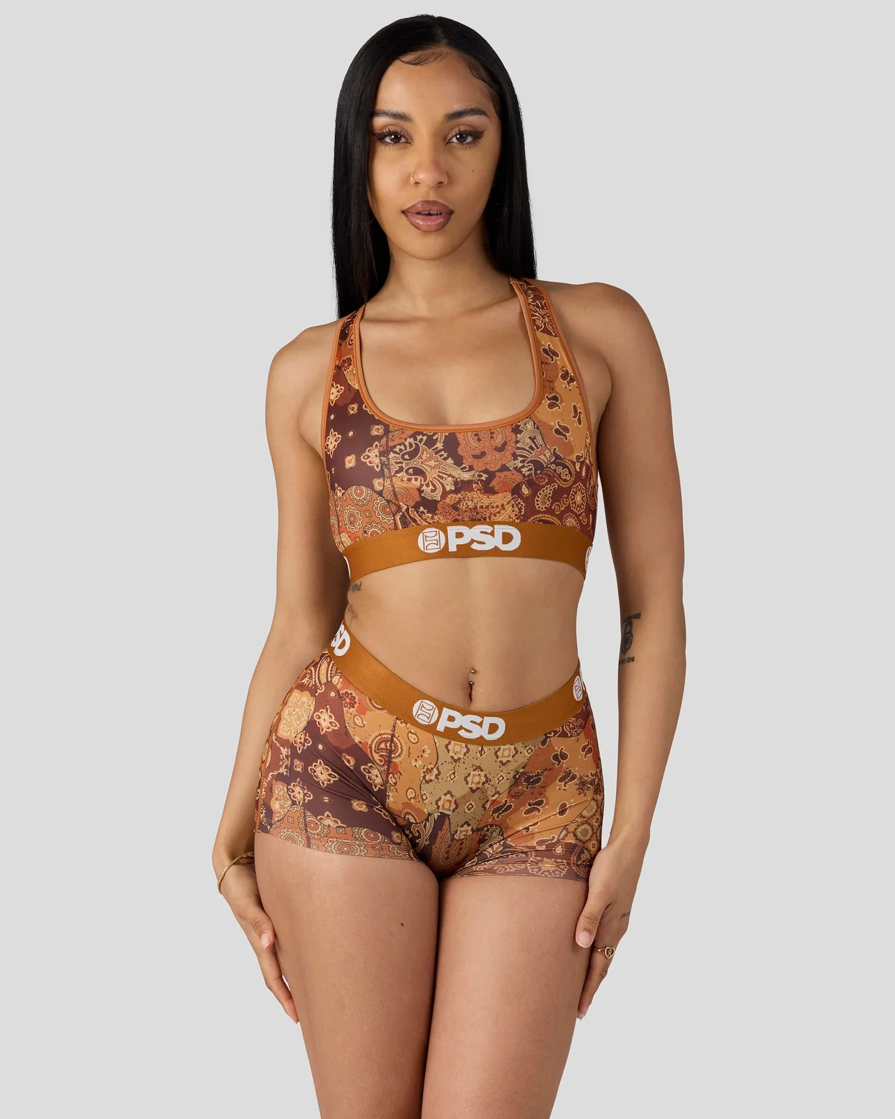 Coco Paisley - Image 2