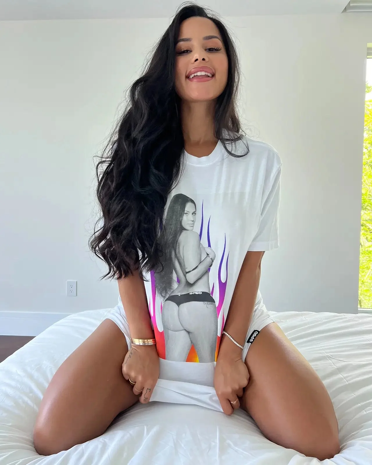 Katya Henry Tee - Image 7